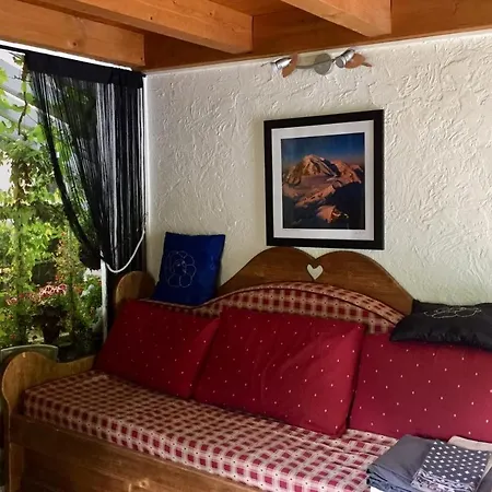 Charming Chalet L'Ourson In The Heart Of Chamonix *